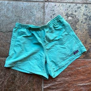 Patagonia women’s baggies shorts